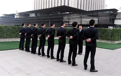 益阳揭秘：如何选择靠谱的收债公司？老司机给你支招